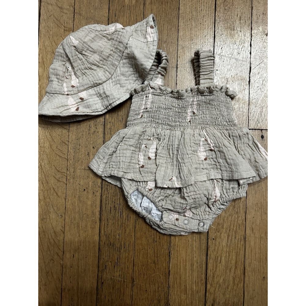 Forever French Unisex Infant 0-3M Duckling Tan Muslin Cotton Bubble Romper Hat